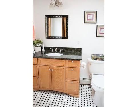 6 School St, Upton, MA 01568 photo 22