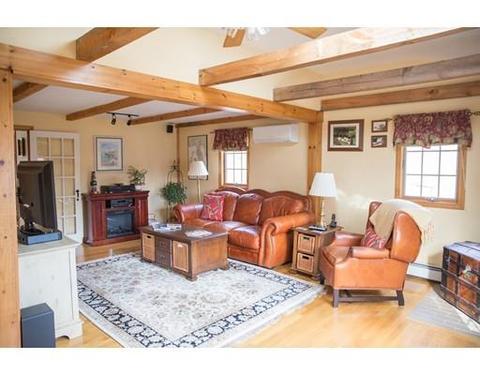 6 School St, Upton, MA 01568 photo 11