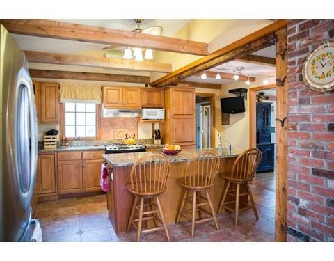 6 School St, Upton, MA 01568 photo 4