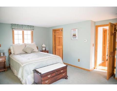 6 School St, Upton, MA 01568 photo 19