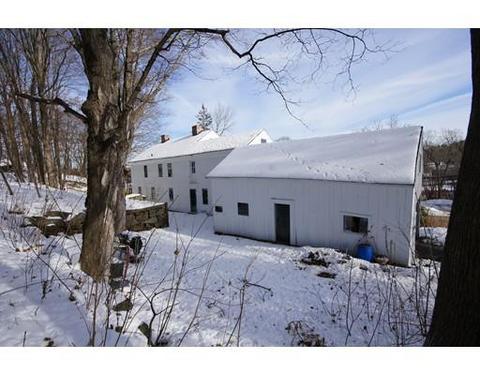 11 Main St, Upton, MA 01568 photo 2