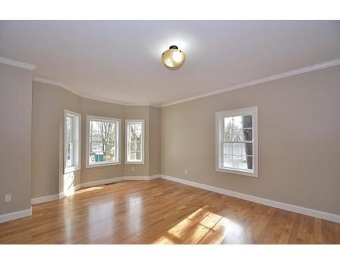 39 Curve Rd, Stoneham, MA 02180 photo 6