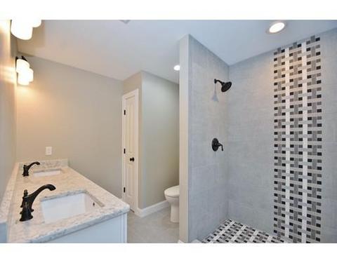 39 Curve Rd, Stoneham, MA 02180 photo 8