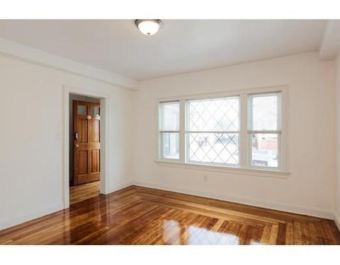 38 Pleasant View Ave, Everett, MA 02149 photo 9