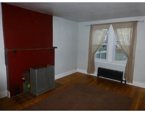 3 Bonnyview St, Springfield, MA 01109 photo 6