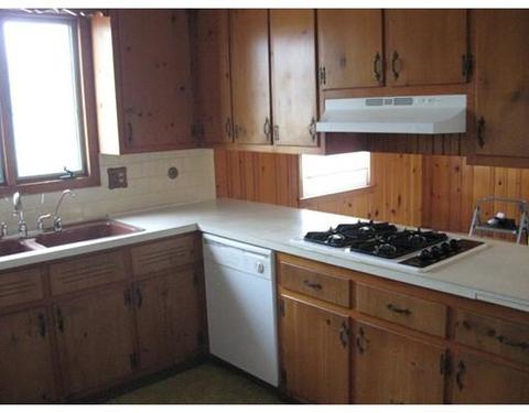 695 N Eastern Ave, Fall River, MA 02720 photo 8