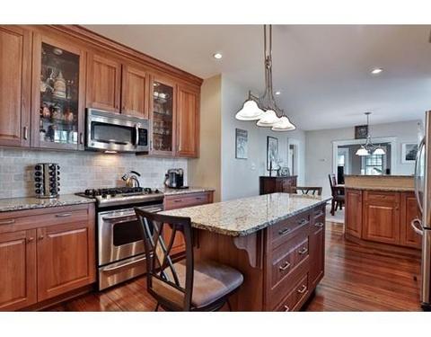 47 Everett St #1, Arlington, MA 02474 photo 1