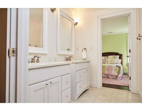 20 Arch St, Needham, MA 02492 photo 13