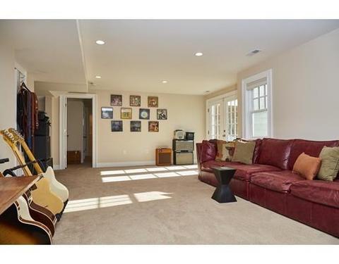20 Arch St, Needham, MA 02492 photo 10
