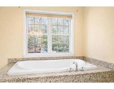 20 Park St, Mendon, MA 01756 photo 15