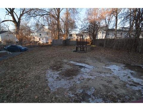 36 Orchard St, Springfield, MA 01107 photo 16