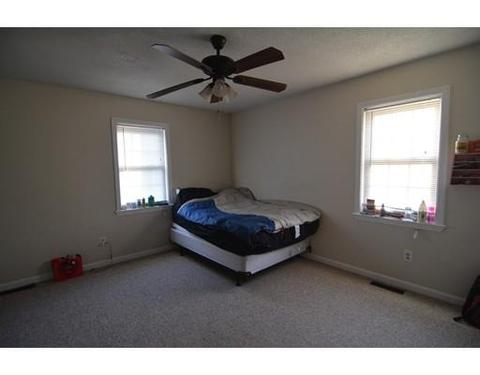 36 Orchard St, Springfield, MA 01107 photo 7
