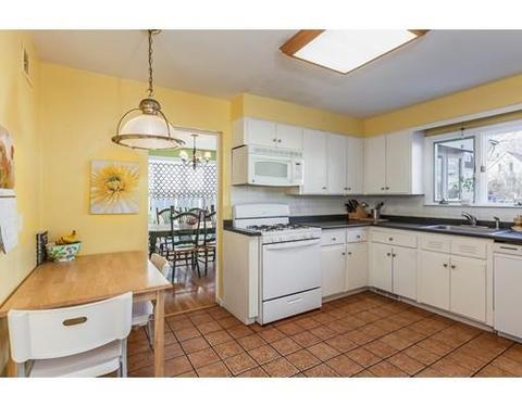 16 Harrison St, Maynard, MA 01754 photo 7