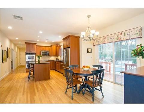 168 South St, Upton, MA 01568 photo 9