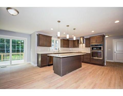 90 Devonshire Way, Lancaster, MA 01523 photo 5
