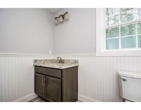 90 Devonshire Way, Lancaster, MA 01523 photo 12