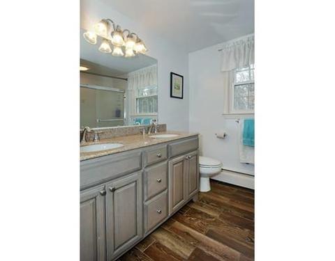 3 Hackney Cir, Andover, MA 01810 photo 15