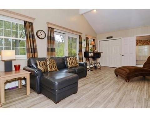 3 Hackney Cir, Andover, MA 01810 photo 7
