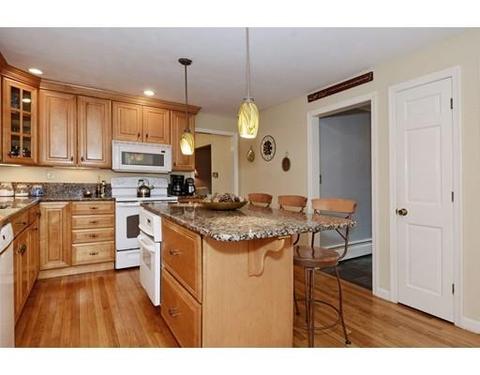 3 Hackney Cir, Andover, MA 01810 photo 6