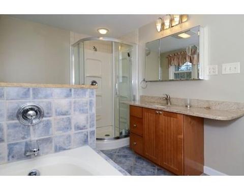 3 Hackney Cir, Andover, MA 01810 photo 10