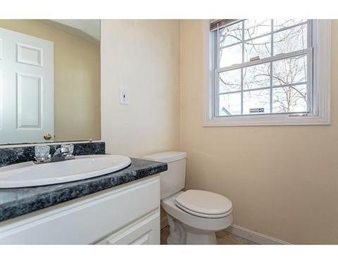 1255 Middlesex St #E, Lowell, MA 01851 photo 9