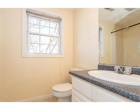 1255 Middlesex St #E, Lowell, MA 01851 photo 14