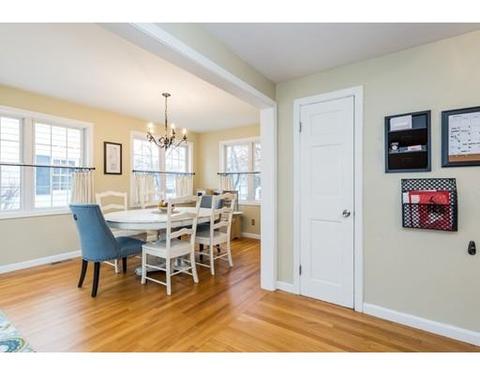 75 Pilgrim Rd, Springfield, MA 01118 photo 15