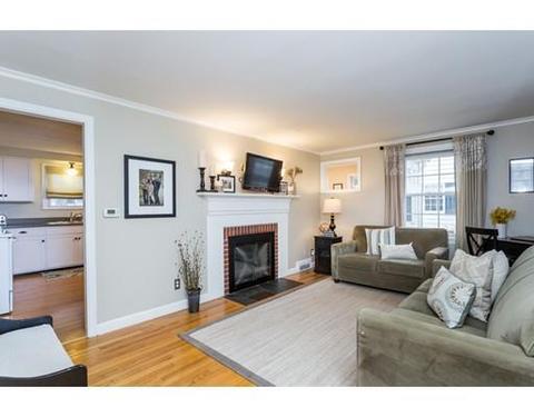 75 Pilgrim Rd, Springfield, MA 01118 photo 8