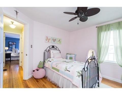 75 Pilgrim Rd, Springfield, MA 01118 photo 18
