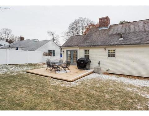 75 Pilgrim Rd, Springfield, MA 01118 photo 29