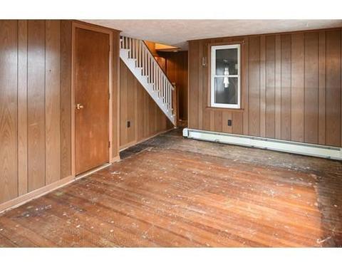 3 Hammond St, Gloucester, MA 01930 photo 4