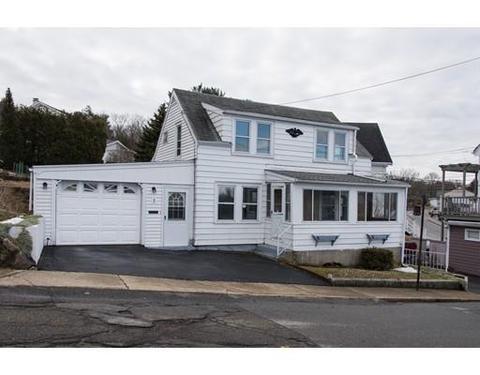 3 Hammond St, Gloucester, MA 01930 photo 1