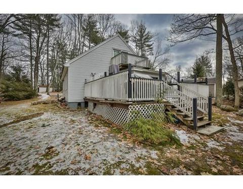 8 Gardner Rd, Windham, NH 03087 photo 2