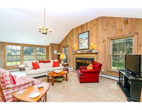 70 Haven St, Dedham, MA 02026 photo 12
