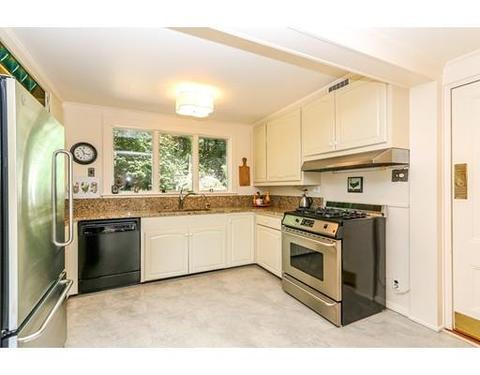 70 Haven St, Dedham, MA 02026 photo 9