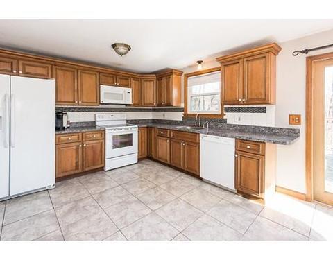 314 Temi Rd, Raynham, MA 02767 photo 2