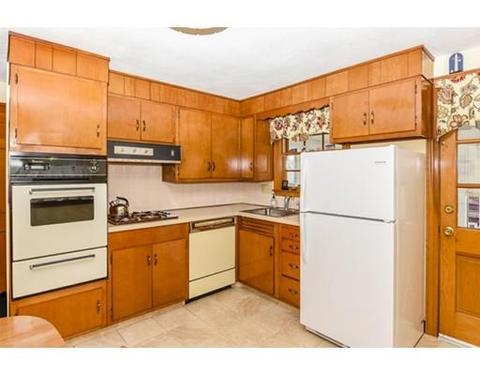 51 Taylor Ave, Dedham, MA 02026 photo 9