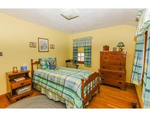 51 Taylor Ave, Dedham, MA 02026 photo 14