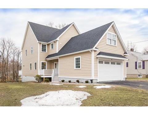 98 Border St, Dedham, MA 02026 photo 1