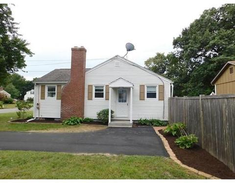 34 Jonquil Dr, Springfield, MA 01119 photo 4