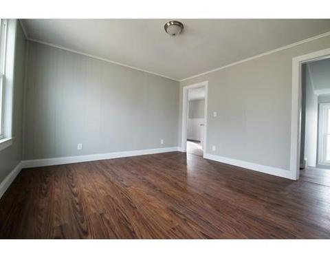 17 Spring St, Chicopee, MA 01013 photo 10