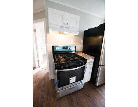 17 Spring St, Chicopee, MA 01013 photo 3