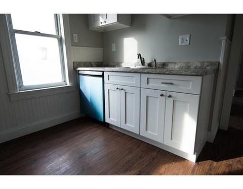 17 Spring St, Chicopee, MA 01013 photo 5