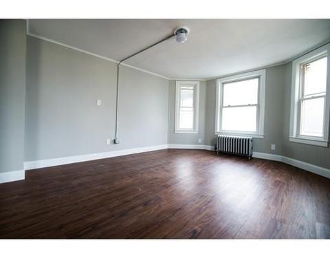 17 Spring St, Chicopee, MA 01013 photo 11