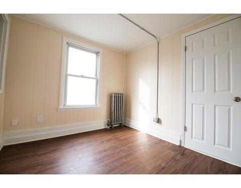 17 Spring St, Chicopee, MA 01013 photo 14