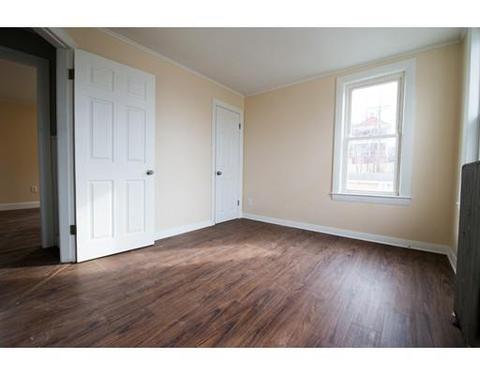 17 Spring St, Chicopee, MA 01013 photo 20