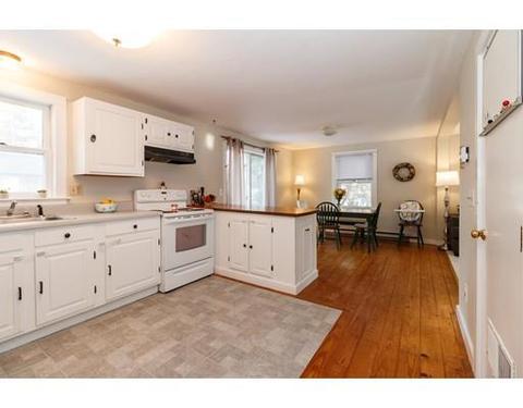 45 Pinecrest Ave, Mashpee, MA 02649 photo 9