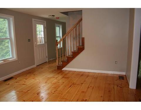 86 Meadowbrook, Epping, NH 03042 photo 2