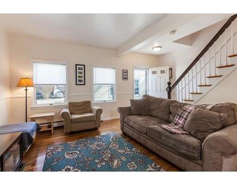8 Pine St, Maynard, MA 01754 photo 3