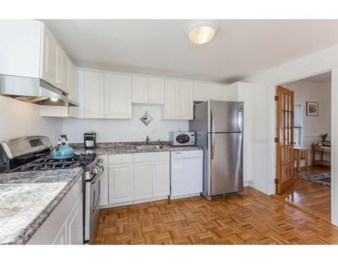 8 Pine St, Maynard, MA 01754 photo 6